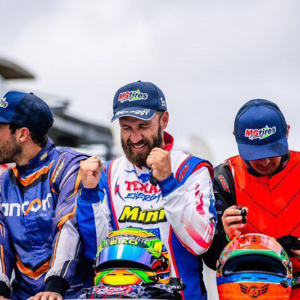 Piloto de Riomafra faz história no kart e conquista Campeonato Brasileiro
