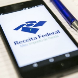 Receita abre segunda-feira consulta a lote residual do IR