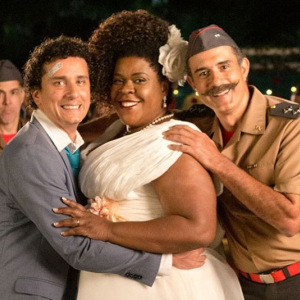 Cineplus Emacite estreia nesta quinta-feira o filme "Juntos e Enrolados"