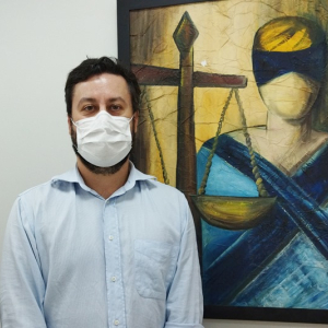 Juiz Rodrigo Morillos explica como funciona o trabalho da 2ª Vara Judicial de Rio Negro