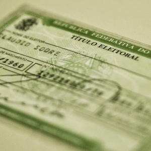 Mudança de domicílio eleitoral pode ser informada até 4 de maio, pela internet