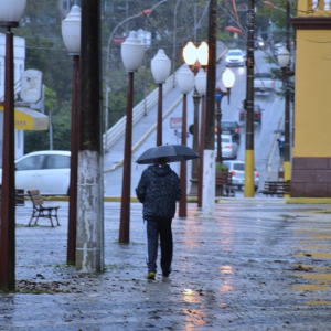 Semana será marcada por chuva e temporais localizados em Riomafra