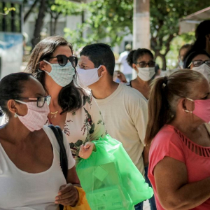 Pedidos de seguro-desemprego caem 1,9% na primeira quinzena de julho