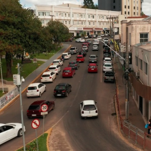 Indefinição sobre estacionamento rotativo continuará até fim do ano