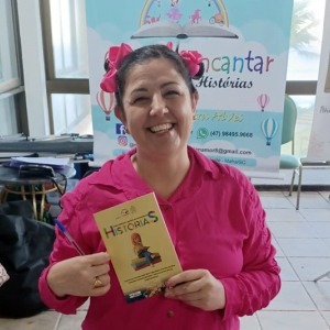 Professora mafrense participa de festival de contação de histórias na Bahia