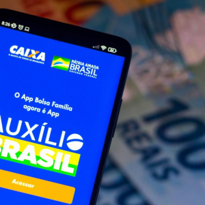 Governo confirma aumento do Auxílio Brasil para R$ 600