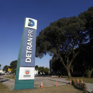 Detran-PR passa a aceitar PIX em todas as guias de pagamento