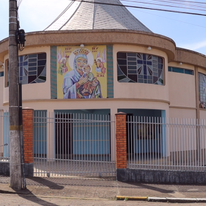 Paróquia promove venda de almoço ucraniano neste domingo