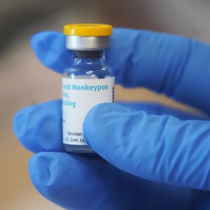 Após 1ª morte, Saúde encomenda 50 mil doses de vacina contra varíola dos macacos