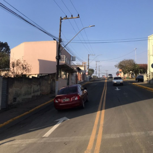 Trecho da avenida Frederico Heyse passa a ter mão inglesa