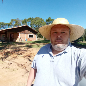 Vereador Jonas Heide sofre acidente com retroescavadeira e está na UTI