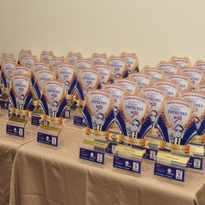 Troféu Imprensa premia empresas e personalidades que se destacaram em Riomafra