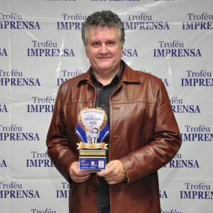 Ricardo Furquim ganha título de vereador destaque em premiação