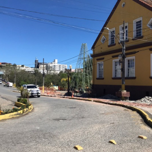 Trânsito no Centro de Rio Negro terá interdição parcial entre sexta e sábado