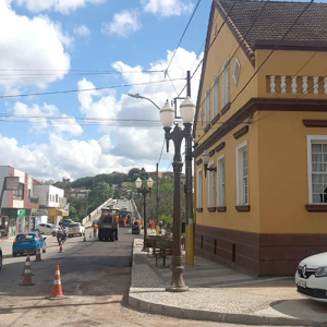 Trânsito na ponte Dr. Rodrigo Ajace está funcionando no pare e siga; entenda