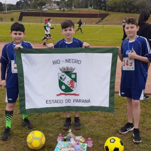 Atletas de Rio Negro participam da Corrida Run Kids de Campo Largo
