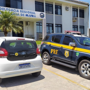 Carro locado e não devolvido é recuperado na BR-280, em Mafra
