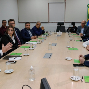 Jorginho Mello indica 14 nomes para compor equipe do governo de transição