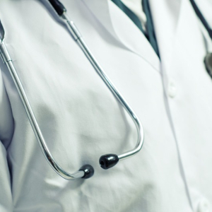 Médico de Mafra será indenizado após ser vítima de postagem vexatória em rede social