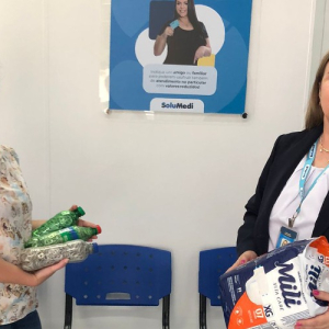 Solumedi arrecada tampinhas, lacres e blisters para empréstimo de equipamentos de acessibilidade