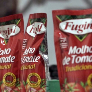 Anvisa suspende fabricação e venda de alimentos da marca Fugini