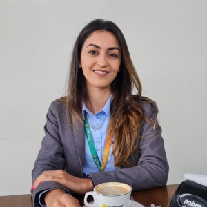 Carina Stocki compartilha experiência como gerente de cooperativa