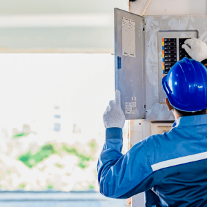 Últimas vagas para o curso de Eletricista Residencial e Predial da Escola Profissional Canal C