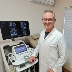Médico especialista em ultrassonografia, Dr. Rodrigo Gondro, passa a atender em novo endereço