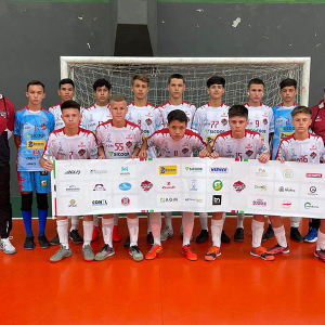 Sub-15 do Mafra Futsal disputa dois jogos pelo Estadual neste domingo