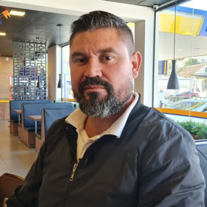 Empresário supera preconceito e transforma reciclagem em oportunidade