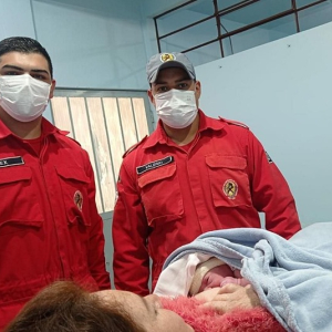 Bombeiros Voluntários atendem parto dentro de casa em Itaiópolis