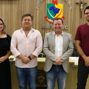Serginho Severino é reeleito presidente da Câmara para 2024