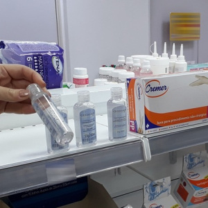 Demanda por álcool gel gera diferença de preços de até 356%