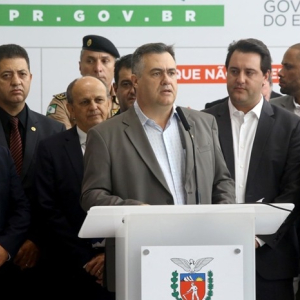 Governo do Paraná determina suspensão de aulas a partir de sexta-feira