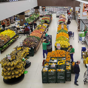 Tomate, batata e óleo de soja registram queda de preço, aponta índice do Ipardes