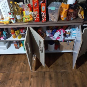 Casa é invadida e diversos mantimentos e produtos de limpeza são furtados