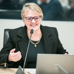 TSE julga improcedente recurso do MPE contra deputada Luciane Carminatti