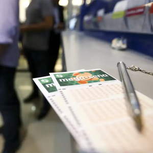 Mega-sena acumula novamente e prêmio vai a R$ 100 milhões
