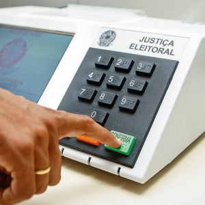 Eleitor com deficiência visual poderá ouvir nome do candidato na urna