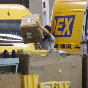 Correios mantêm serviços e recomendam uso de canais eletrônicos