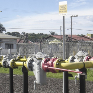 SCGás mantém distribuição de gás natural e paralisa obras de implantação de rede