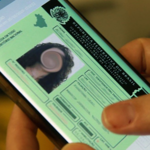 Denatran oferece função de pagamento de multas por aplicativo