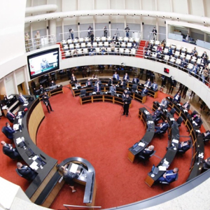 Tribunal que vai julgar impeachment de Moisés é definido
