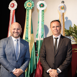Emerson Maas e Carlos Nitz são empossados em Mafra