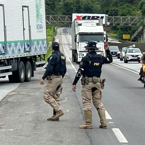 Polícia Rodoviária Federal intensifica fiscalização nas rodovias com a Operação Carnaval