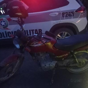 Motocicleta é furtada e encontrada abandonada no mesmo dia no interior